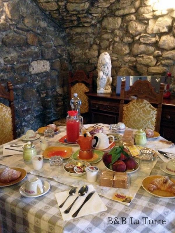 La Torre Bed and Breakfast Dolceacqua Exteriör bild