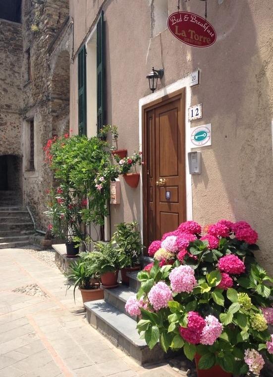 La Torre Bed and Breakfast Dolceacqua Exteriör bild